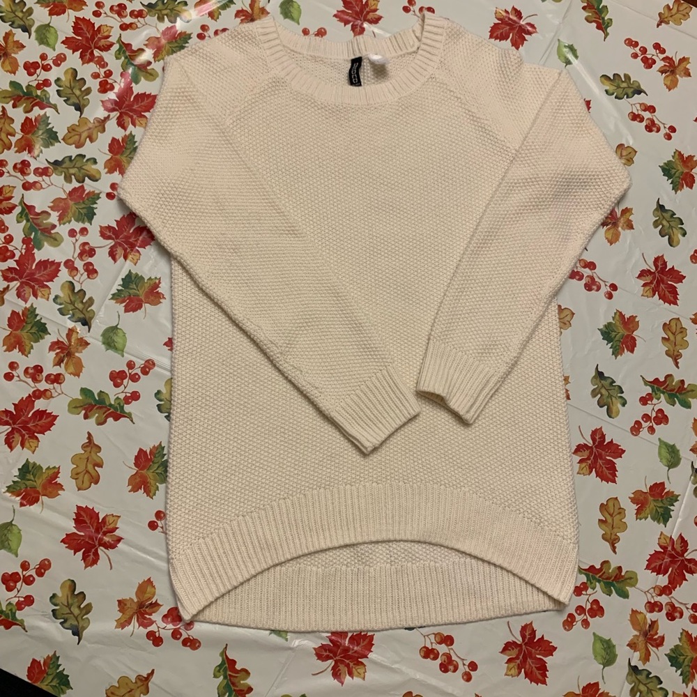 Divided by H&M Chunky knit sweater high low style